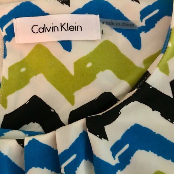 Calvin Klein Shell - Picture 4 of 4